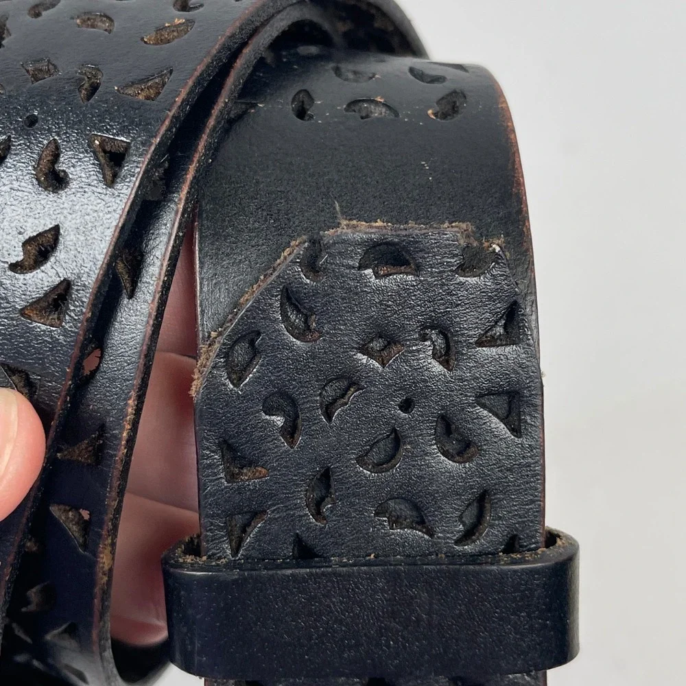 Vintage Genuine Leather Cut Out Floral Belt Womens M Black Wide Boho Western